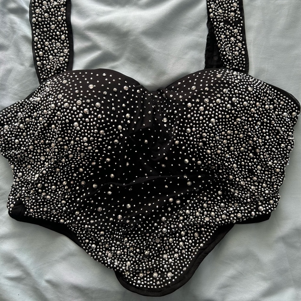 1XL fashion nova sparkly tulle crop top
